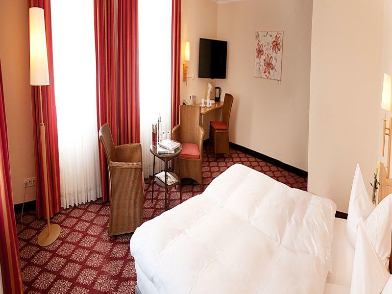 Schlichte Hof Gmbh Hotell Bielefeld Eksteriør bilde